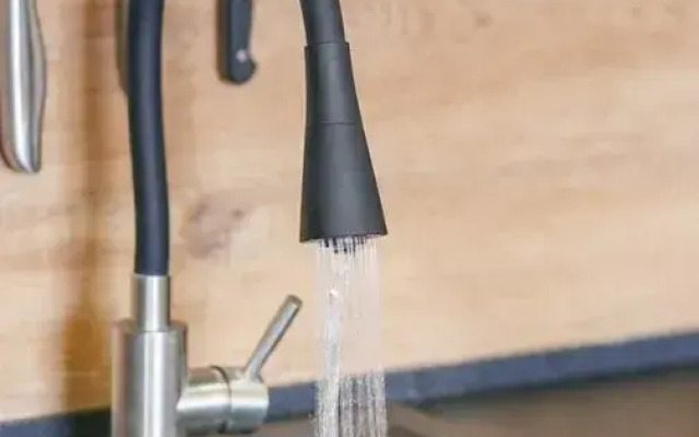 V 100 Metrakh Do Plyazha Apartments