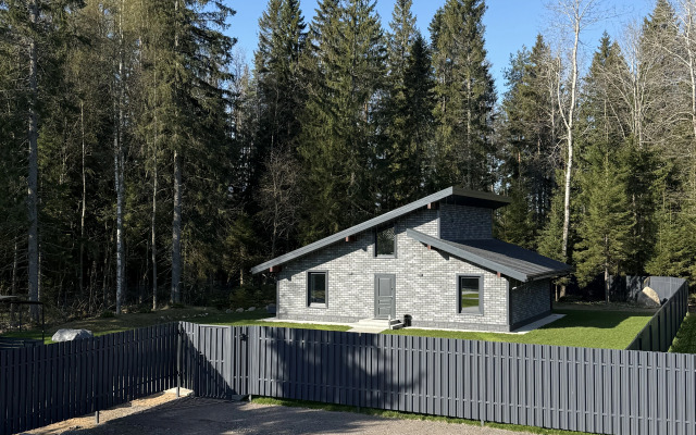 Hillstone club Private house