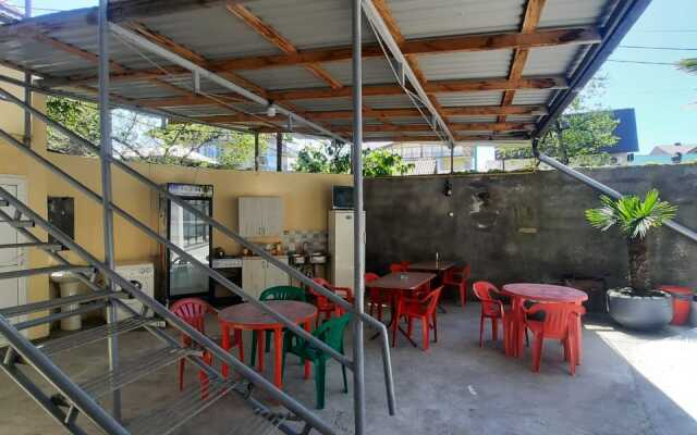 Solo Guest House