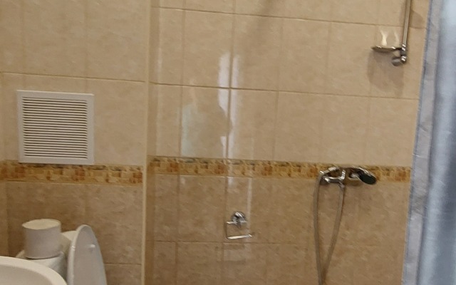 Larisa Guest House