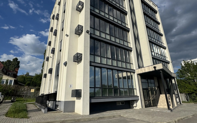 Uyutnaya 2kh-K S Dizaynerskim Remontom V Zhk Apart