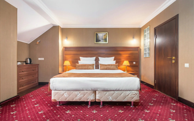 Отель Театр