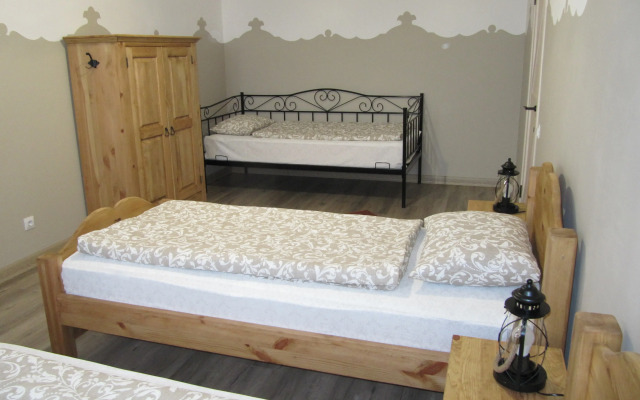 Мебелированные комнаты  Любимые