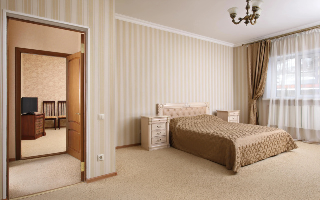 Kurortnyj otel' Grand-Otel'