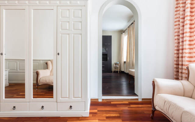 Апартаменты у Исаакиевского Собора