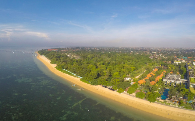 Отель Maya Sanur Resort & Spa