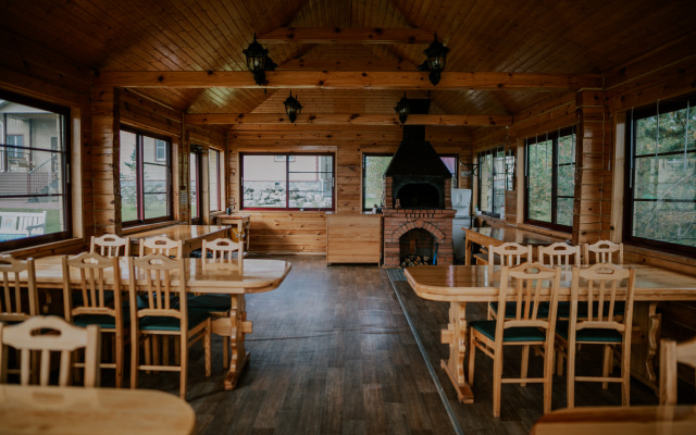 Poonezhie Guest house