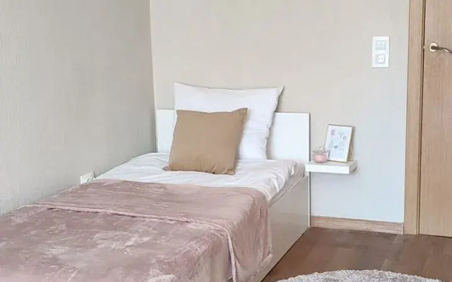 Na Ulitse Krasnogo Flota Apartments