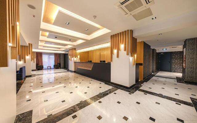 Demiray Hotel