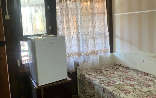 Gostevye Domiki Gudauta Guest House