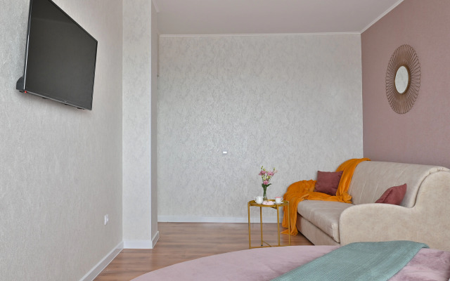 V Istoricheskom Tsentre Kupfertaykh Flat