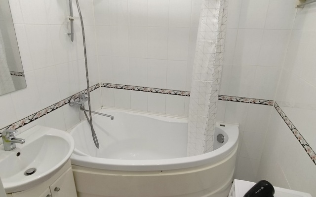 Na Lesotekhnikuma 26/2 Vblizi ot TRC Planeta Flat