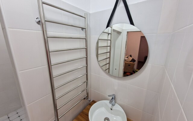 V stile Kontsertkholl Flat
