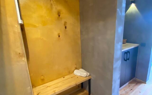 Peak Lodge Living Quarters