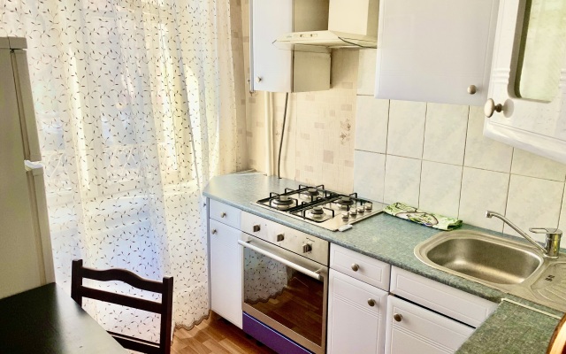 Апартаменты квартира на Малая Тульская 8