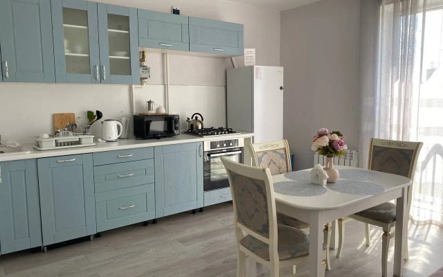 Апартаменты кoмфорт классa в Дoбpoгpaдe