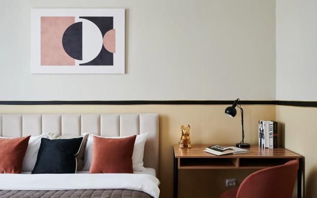 Квартира GM Apartments Двухуровневая с мансардой у Патриарших Прудов