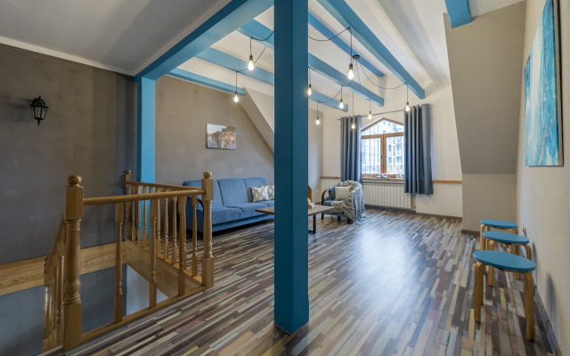 Апартаменты двухуровневые в тихом районе Амалиенау