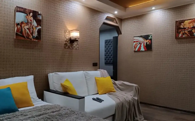 V Tsentre Ryadom S Zhd Vokzalom Flat