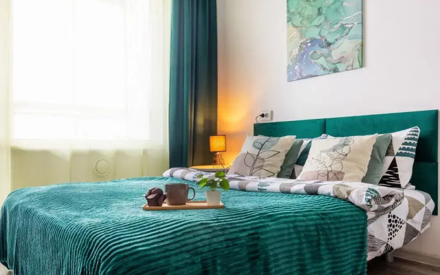 Апартаменты светлые на 16 этаже