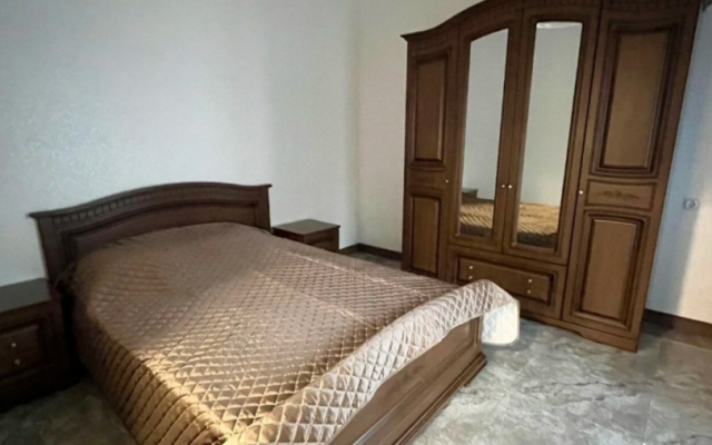 V Parke Private House
