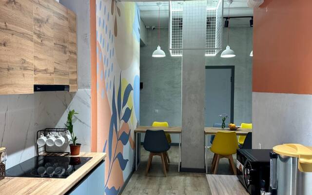 Хостел izzzi hostel Bishkek