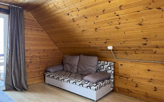 Частный Дом 604 с Балконом Рядом с Пляжем