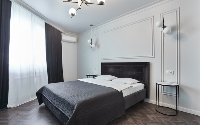 Luxe  S Dzhakuzi Na Skryganova Apartments