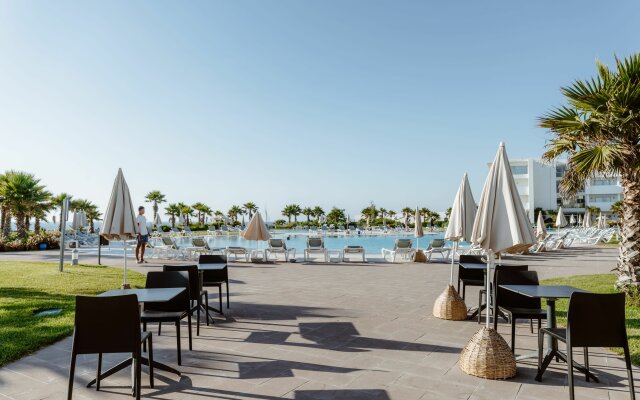 Отель Lixus Beach Resort