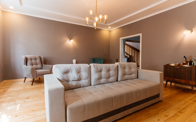 Fhouse Guest House