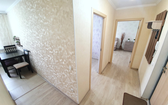 Vitalij HouseRent Dvuhkomnatnaya po ul. Neftyanikov,27 Flat