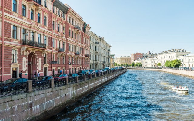 Гостевой дом Соло на набережной реки Мойки 82