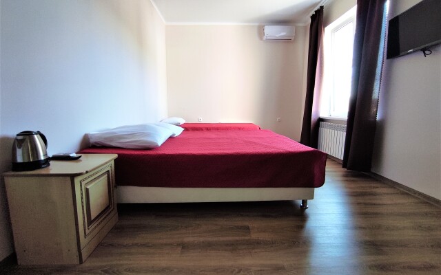 Karat Mini-hotel