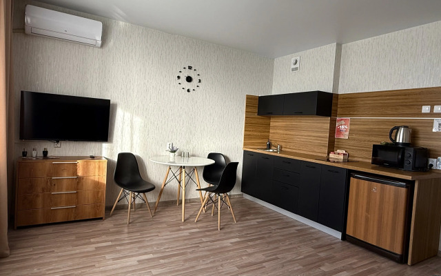 Na Dovatora 1 Apartments