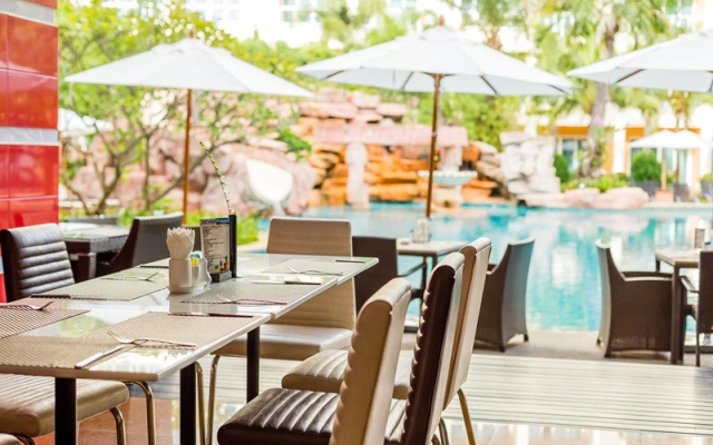 Nova Platinum Hotel - Image 4