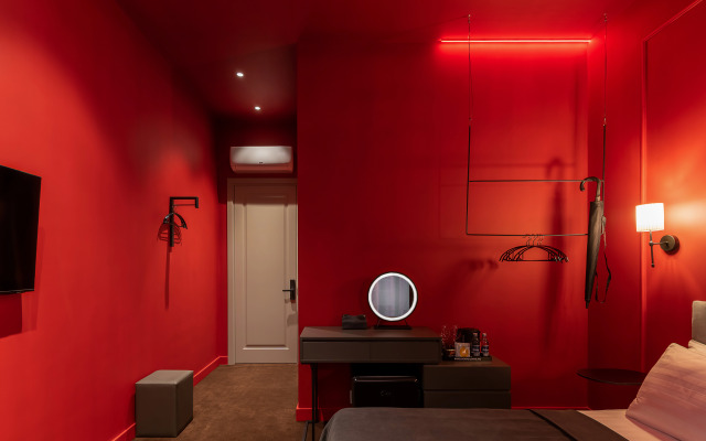 Apartments Red room v NikolaevBuilding
