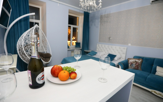 Апартаменты 3 Невский Проспект 81