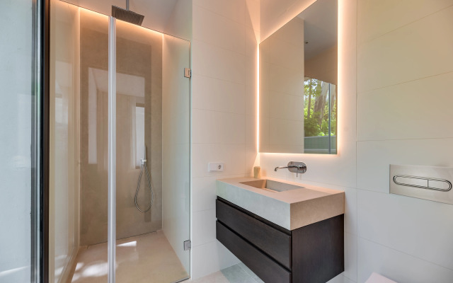All About Villa Lavanda
