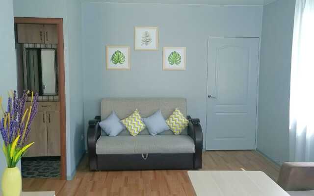 V Tsentre Ryadom S Avtovokzalom Flat