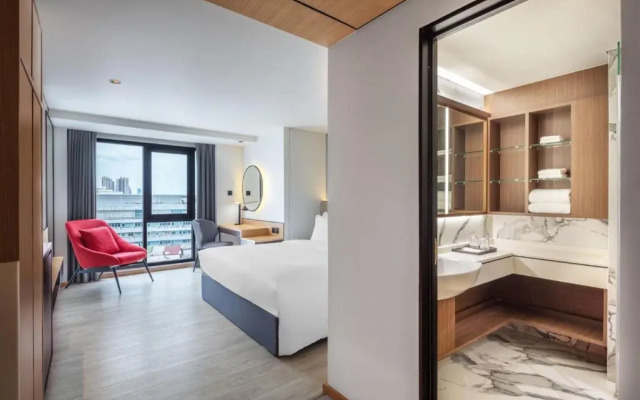 Best Western Click Sathorn 11