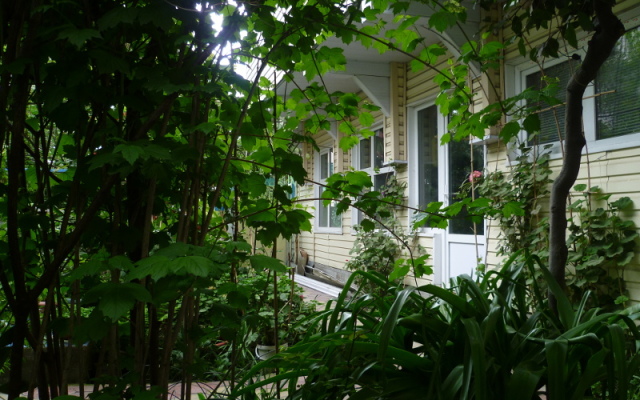 On Belorusskaya Guest House