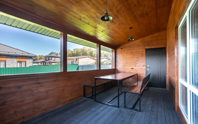 Частный дом с русской баней и банным чаном