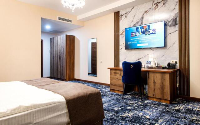 Mirotel Hotel