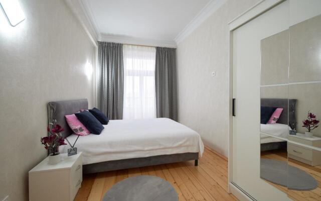 Апартаменты Apartment near train station