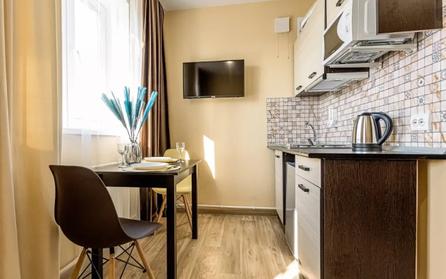 Apartment House on Zelenaya 6