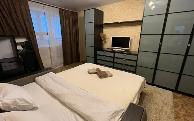 Квартира 2-х комнатная Осенний бульвар