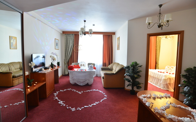 Tsentralny Eurohotel Hotel