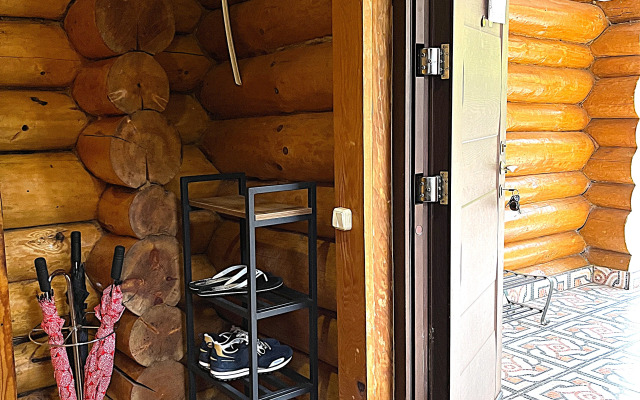 Pod Klych na Kompanyu do 14 chelovek Guest House