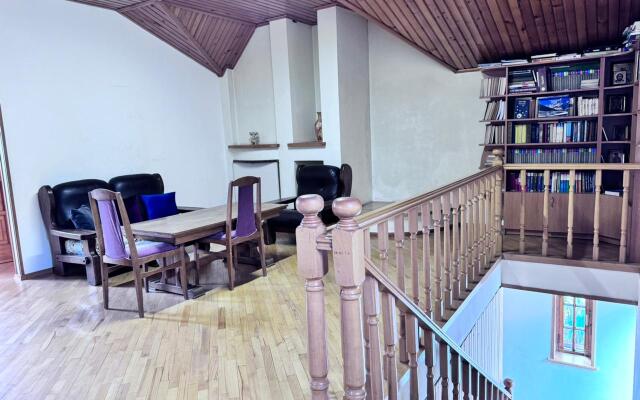 Safari House Hotel