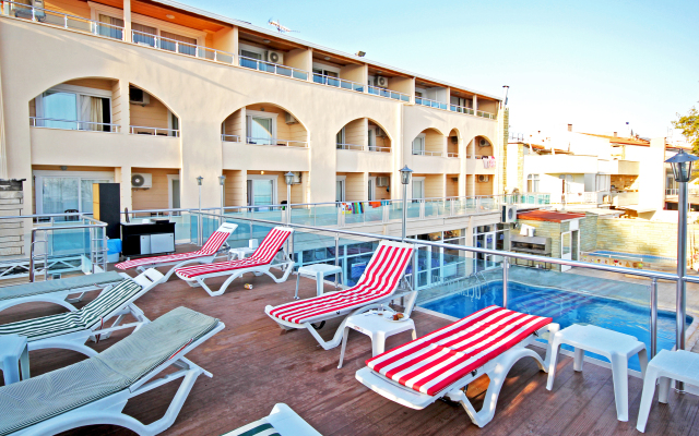 Ucem Otel Golden Sea Hotel